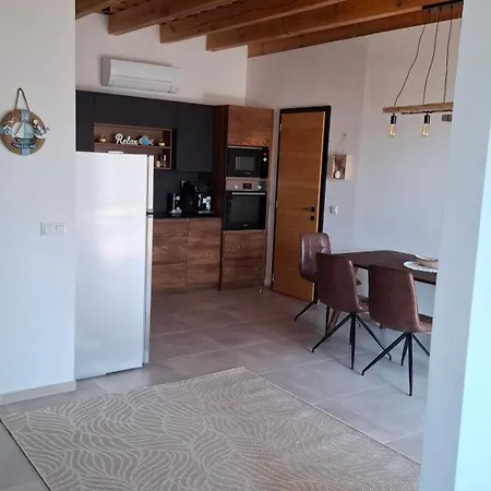 Mirtusz Apartmanhaz Дом отдыха *