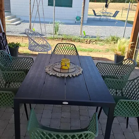 Mirtusz Apartmanhaz Дом отдыха